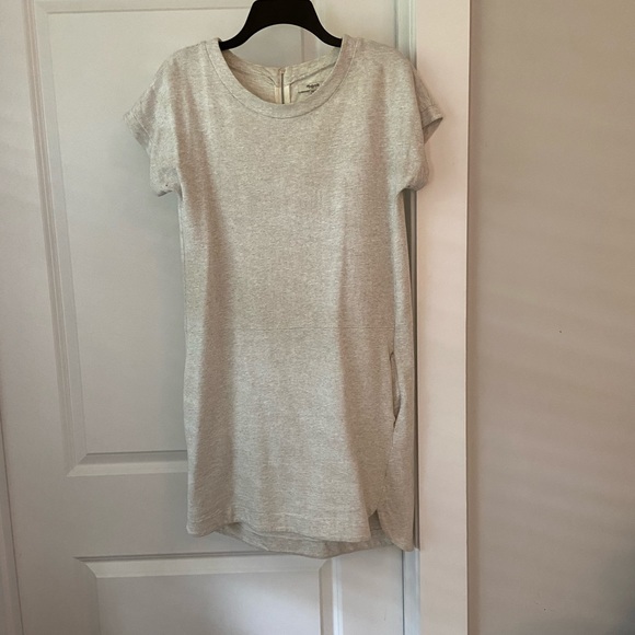 Madewell gray shirt dress - Picture 2 of 5